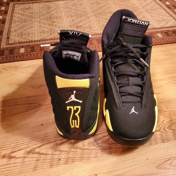 jordan 14 retro thunder - Picture 2 of 8
